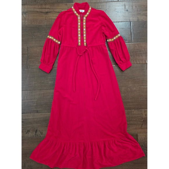Lounge Craft Other - Vtg Rare Boho M Cottagecore Red fleece robe floral 70s ruffle hem loungeware